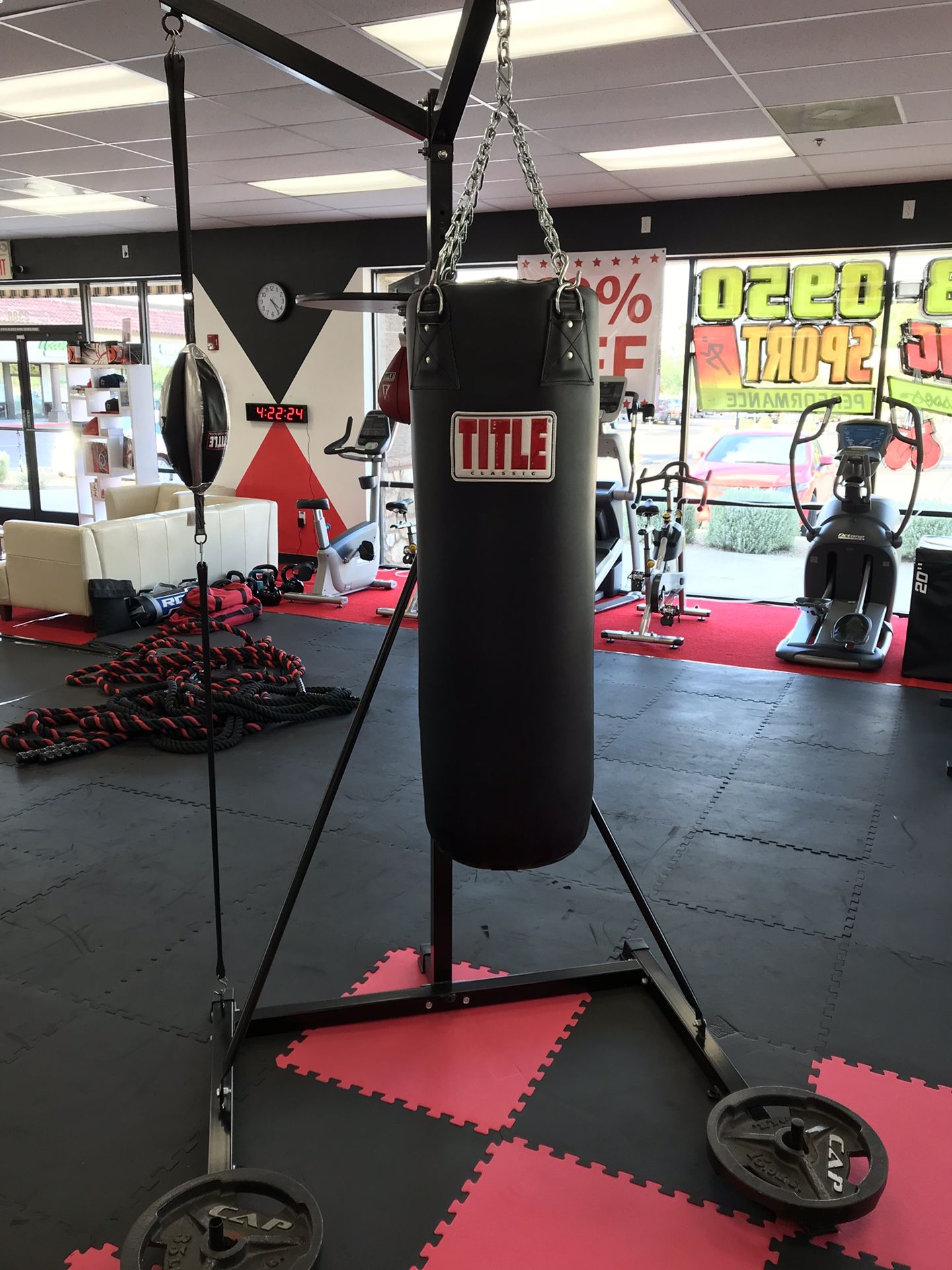 TITLE 4-SCORE PUNCHING BAG STAND WITH BAGS