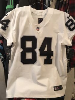 NIKE RAIDERS BLACK AND WHITE BRAND NEW