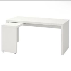 White Desk L shape