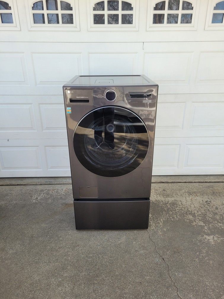 LG WASHER AND DRYER COMBO 2 IN 1