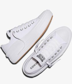 Converse Chuck Taylor white size 8W no box