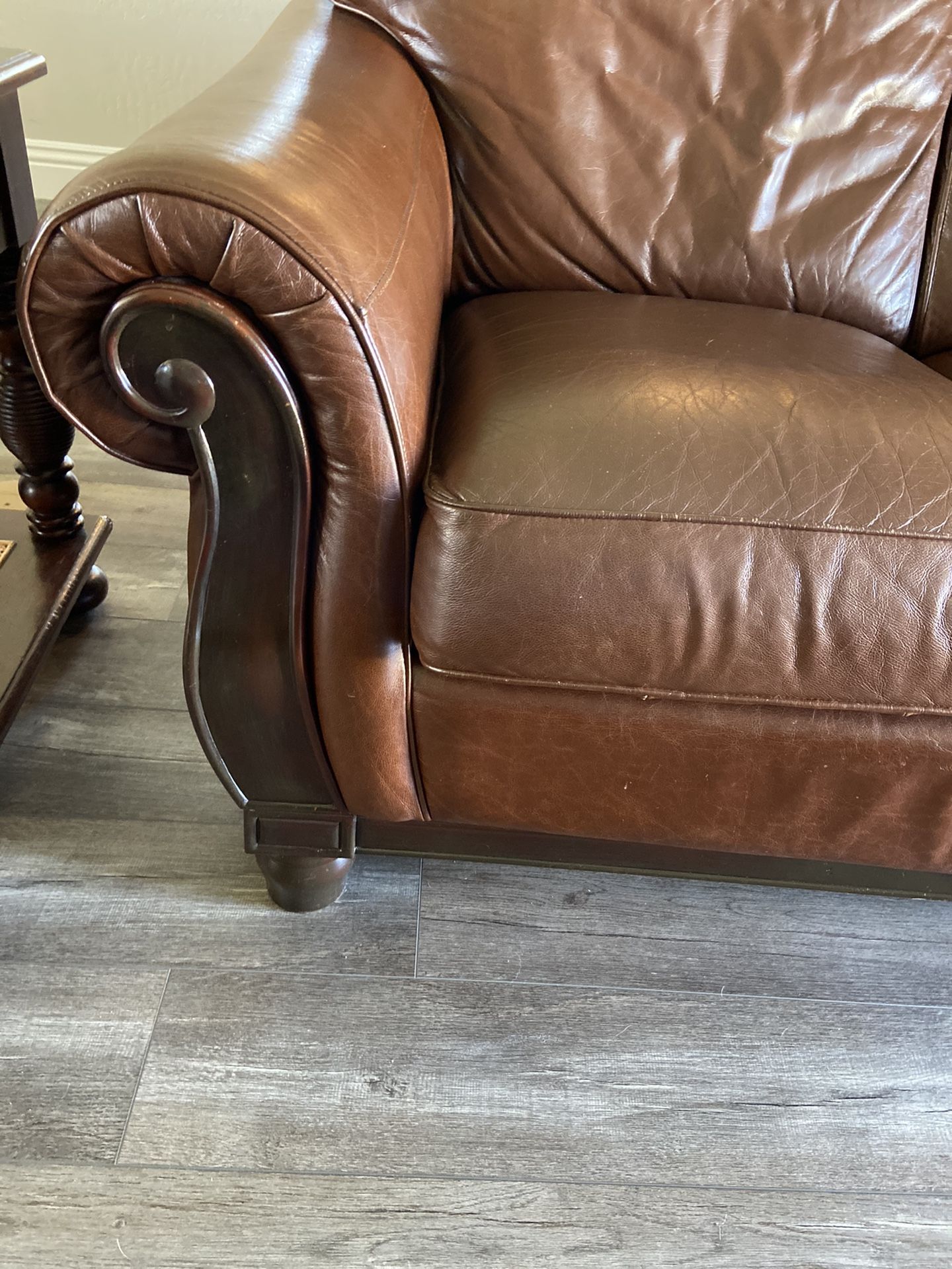 Geniune Leather Full Size Couches for Sale in Bakersfield, CA OfferUp