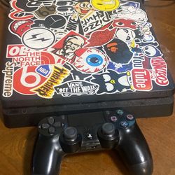Two PS4 Slims