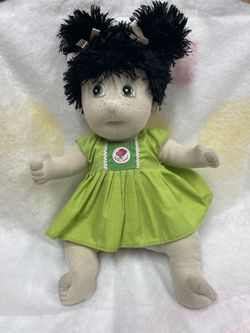 2005 Unimax/Rubens barn 13 Inch cloth doll.
