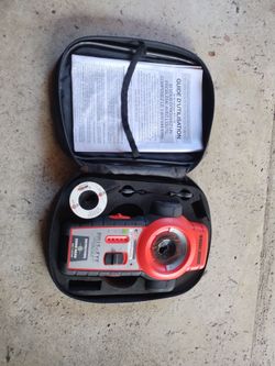 Black and Decker bull eye laser level tool