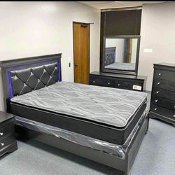 Gray wood Bedroom Set On Sale