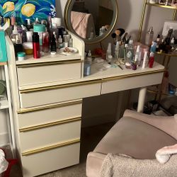 Assembled Vanity Table 