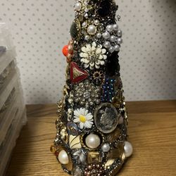 Jewelry Tree  10”