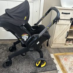 Doona+ Infant Car Seat & Stroller w/ Base + Accessories 