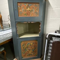 Corner Unit