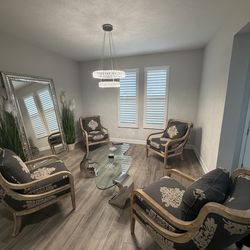 Wash Oak Sitting Chairs (4)