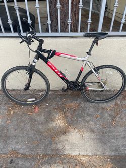 Fuji Tahoe Pro Series hybrid mountain bike