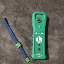 Luigi Wii remote 