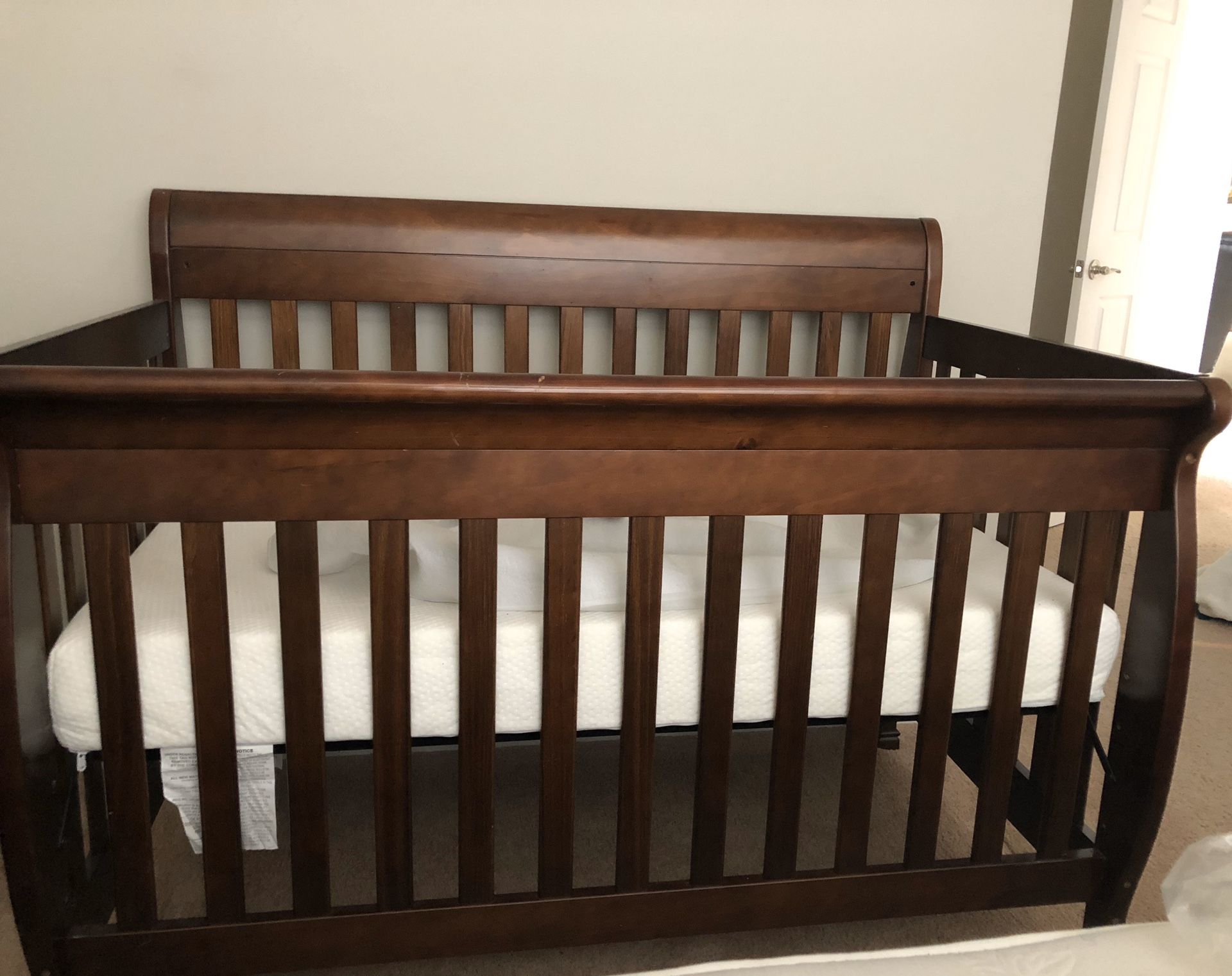Crib, mattress + waterproof fitted cover for sale