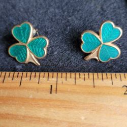 Irish Shamrock Earrings "Happy St. Patrick Day"