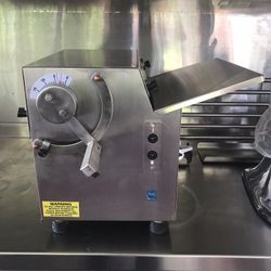 Máquina Laminadora De Masas (galletas/fondant/etc) X950$ 