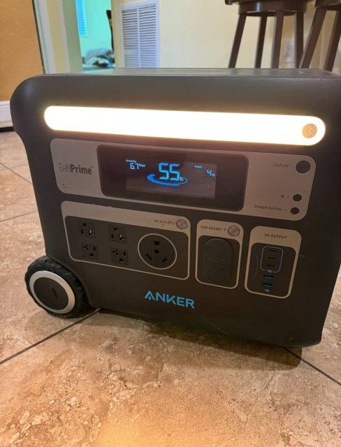 Anker Solix F2000 Watt Power Station