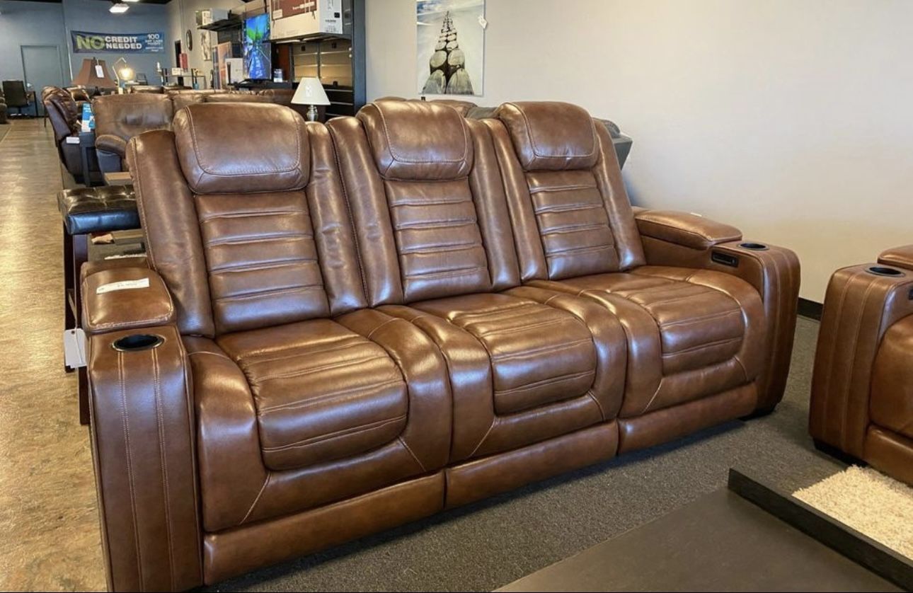 Backtrack Dual Power Leather Reclining Sofa for Sale in Dallas, TX