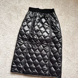 Quilted & padded skirt. Xs