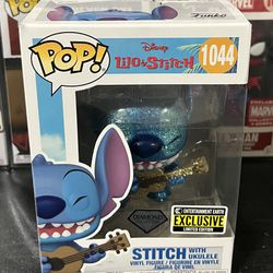 Funko POP! Disney: Lilo & Stitch- Stitch w/Ukulele Figure