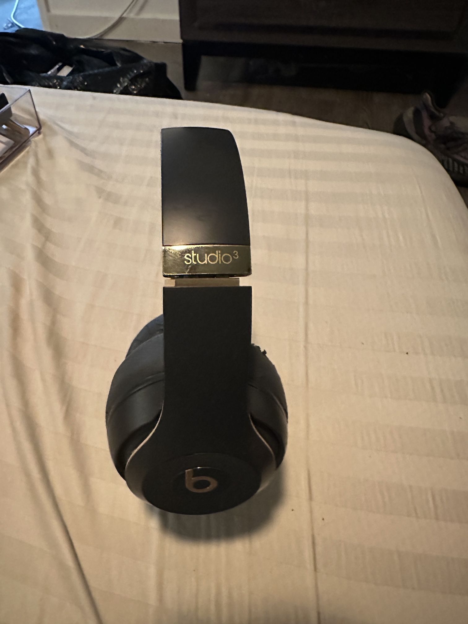 Beats Studio 3 wireless headphones