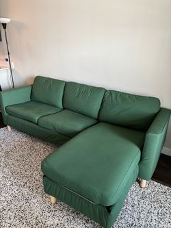 Beautiful green sofa in very good condition!! - $250 OBO