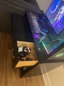 Computer Desk