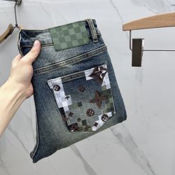 LV Men’s Jeans 2026 New 