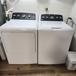 GE Washer & Dryer LIKE-NEW