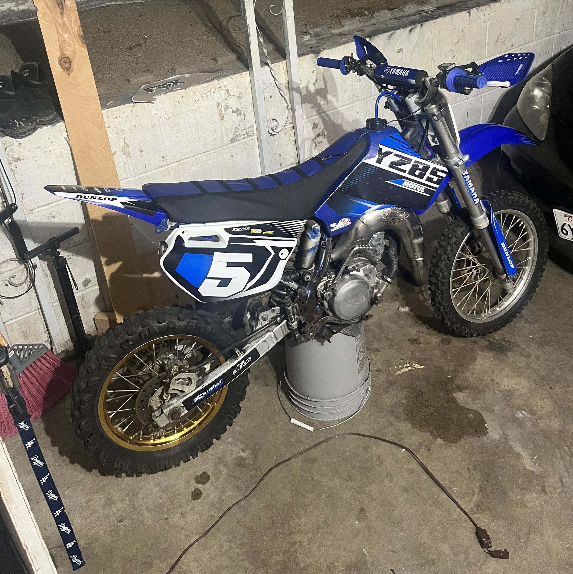 Yz80