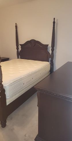 Bernhardt Four Post Bedroom Suite Queen