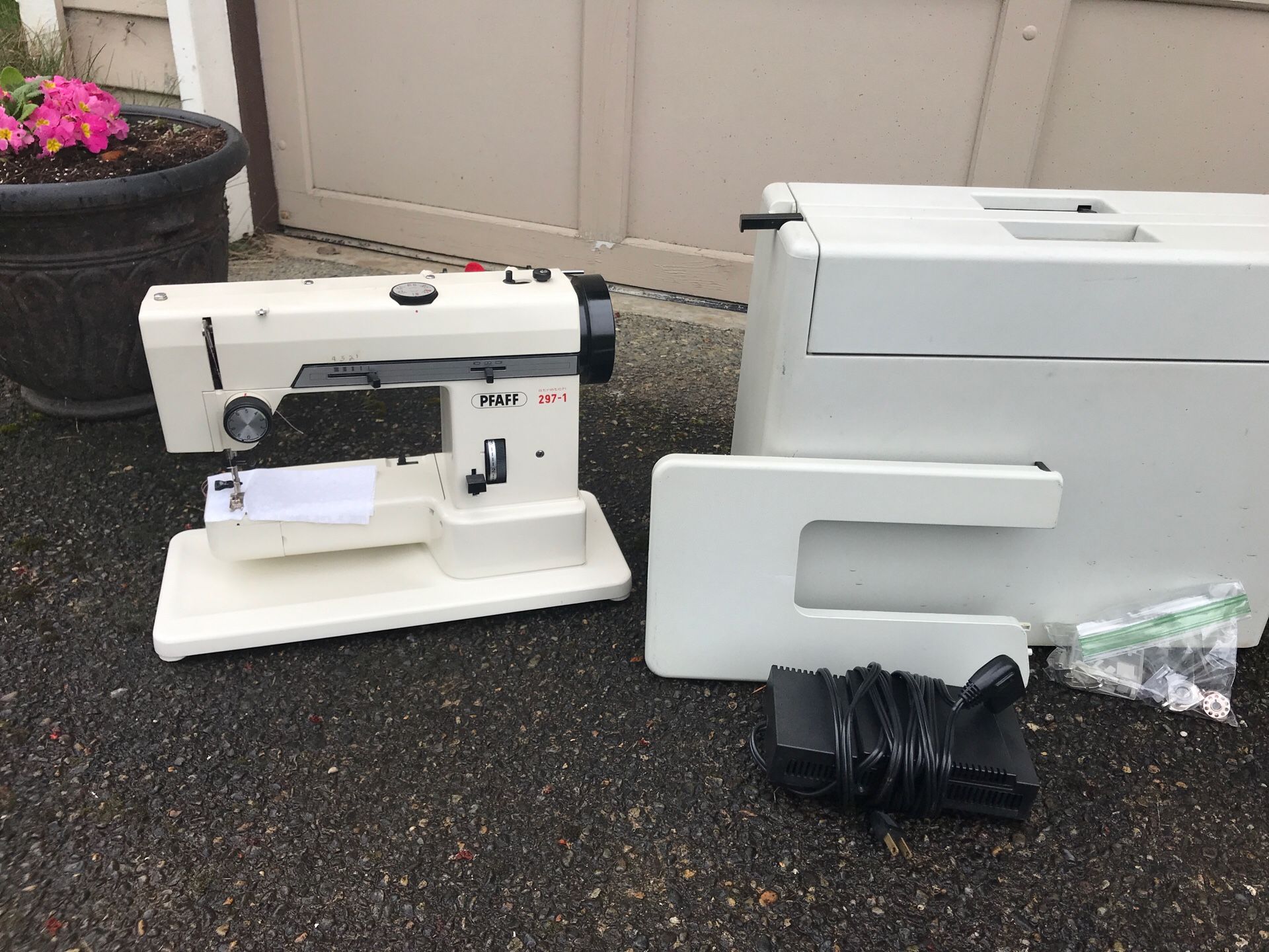 Pfaff 2971 sewing machine. for Sale in Fife, WA OfferUp