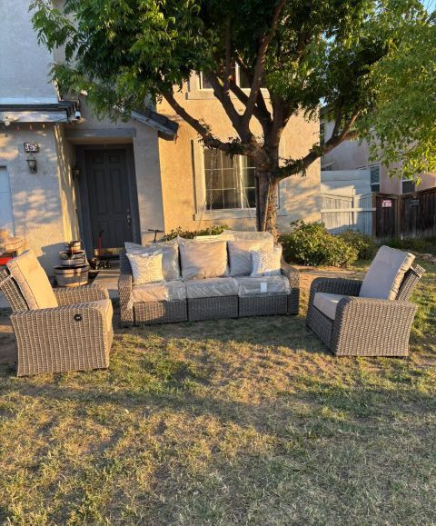 Sunbrella Fabric Patio Set High Quality Costco Quality Patio Recliners Outdoor Recliners Brand New Top Quality Patio Furniture Set High Quality 🆕🆕🚚