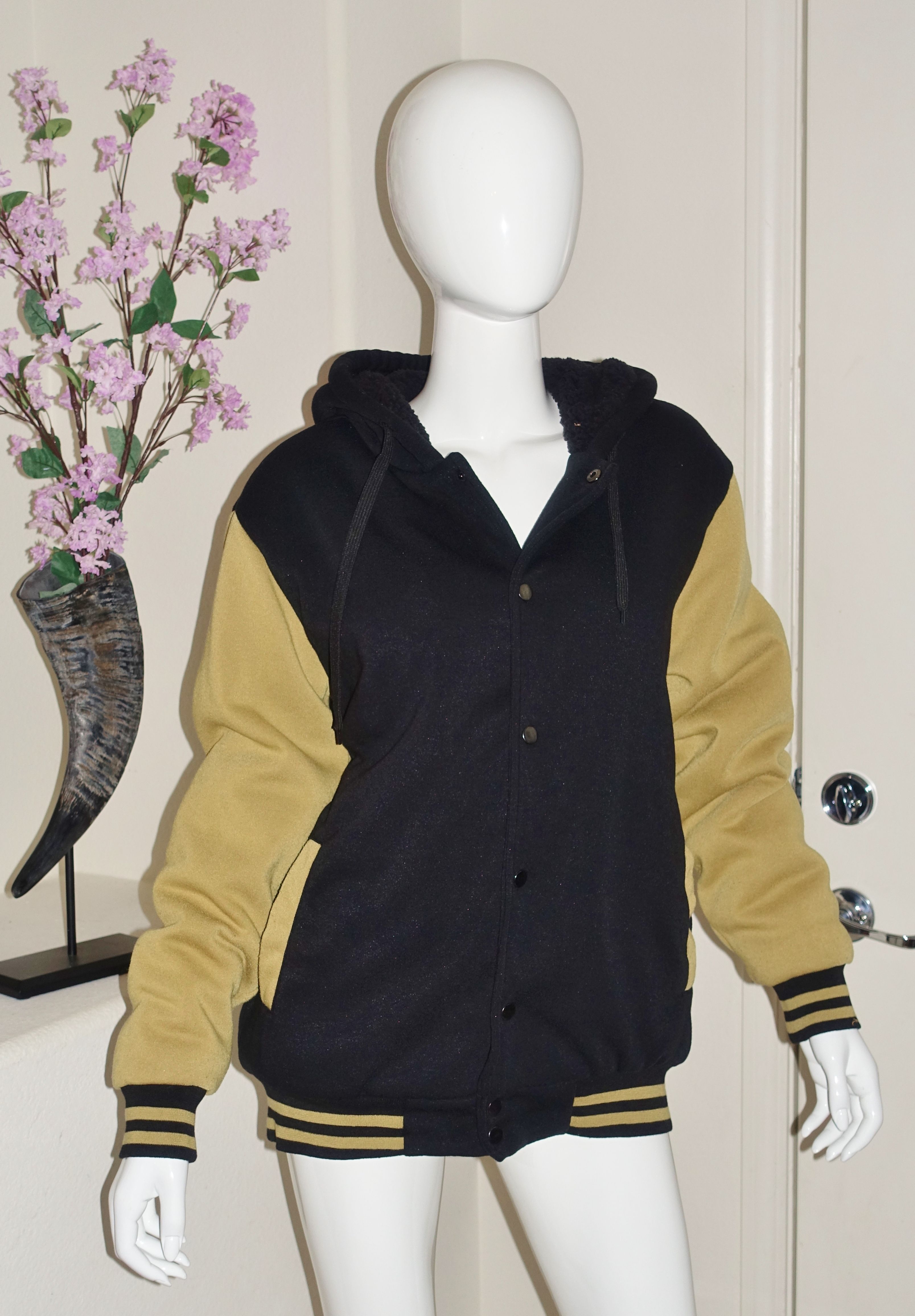 (FREE DELIVERY) unisex black/yellow hoodie jacket (size L)