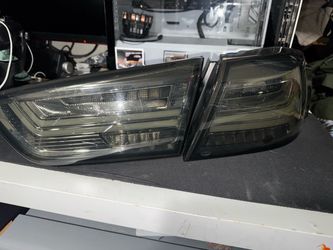 Mitsubishi taillights