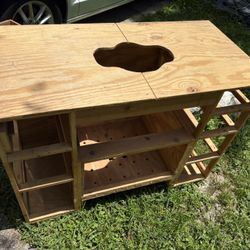 50% of a really nice Router Table