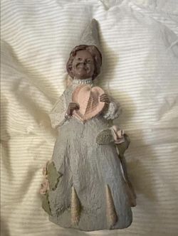 Tom Clark Gnome “Dee Lovely”