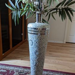 Decorative Vase With Bamboo And Flowers 