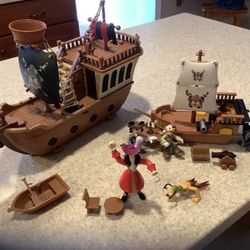 Mickey Mouse Pirate Ship