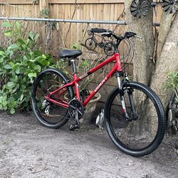 26 GIANT SEDONA 3-7 SPEED  READY TO RIDE - TUNE UP DONE ✅