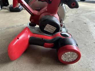 hand saw with light