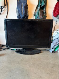 Sharp Aquos 40” TV
