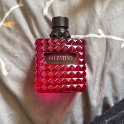 Valentino Roma Dona  Perfume