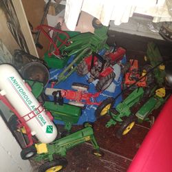 Vintage Ertl Toy Tractors 