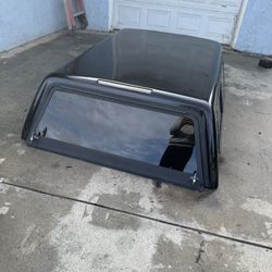 SNUGtop Short Bed Ford Ranger 2093, Black Color, Carpet Inside 