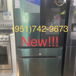 New Bespoke 4-Door French Door Refrigerator (29 cu. ft.)  