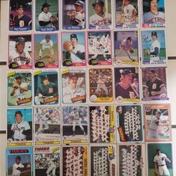 Vintage Detroit Tigers Baseball Cards.