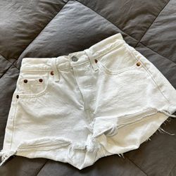 Levi shorts