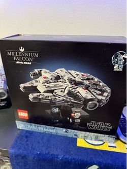 Star Wars Lego set Millennium Falcon 25th anniversary l
