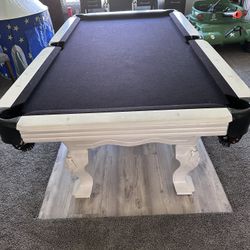 7ft Pool Table